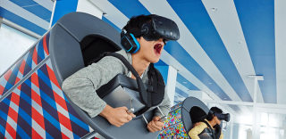 日本VR体验馆:让你变身为“愤怒的小鸟”!