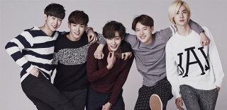 乐视VR明星直播:明星生活无死角大公开!