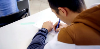 24kupi智能手表,吓人的作弊功能