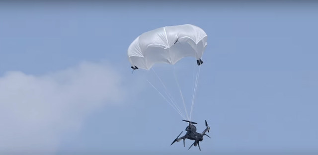为无人机安全上保险：SafeAir智能降落伞闪亮登场