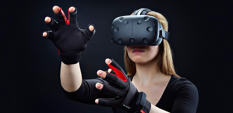 操控器扔掉！Manus VR手套令人机交互更加真实