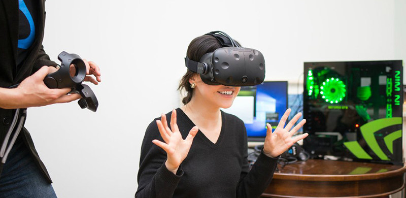 还在为VR设备发愁？取个名字HTC Vive就能免费送啦！