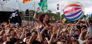 太阳能+VR舞台:史上最环保的格拉斯顿伯里音乐节?