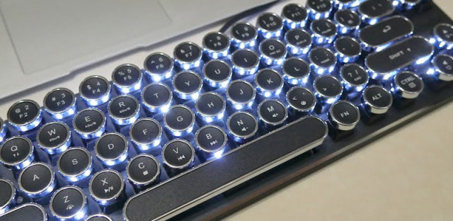 LEXKING打字机机械键盘：唯美的复古键盘