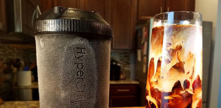 解暑神器!HyperChiller 瞬冰杯一分钟完成冷藏!