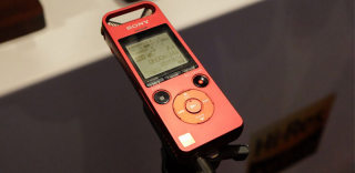 索尼ICD-SX2000:可“遥控窃听”的智能录音笔