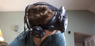 以手代步!ArmSwinger用摆臂实现VR无限位移