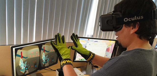 PowerClaw VR手套：抚摸脸庞的同时还能感受体温