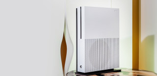 What?!微软表示白色Xbox One S 2TB版为限量版,卖完就不会再生产了