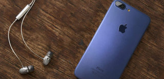 太年轻？iPhone7 32GB起，只是为了更好地赚钱！