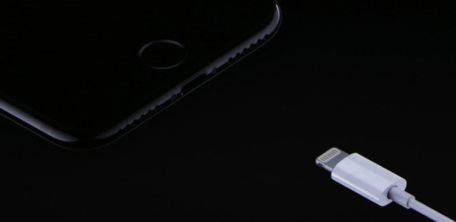 蓝牙耳机 or 扩展坞？iPhone7边听歌边充电的方法汇总！