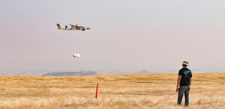 活久见系列!美国大学用无人机送外卖