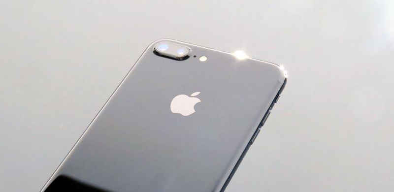 iPhone7钢琴黑更好看吗？看看亮黑与磨砂黑的区别