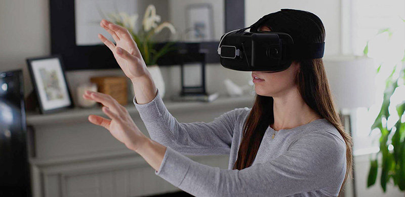 手柄全扔掉！VR世界里到底要怎么“抓”东西？