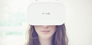 眼球追踪+超高颜值 FOVE 0能在VR领域后来居上吗?