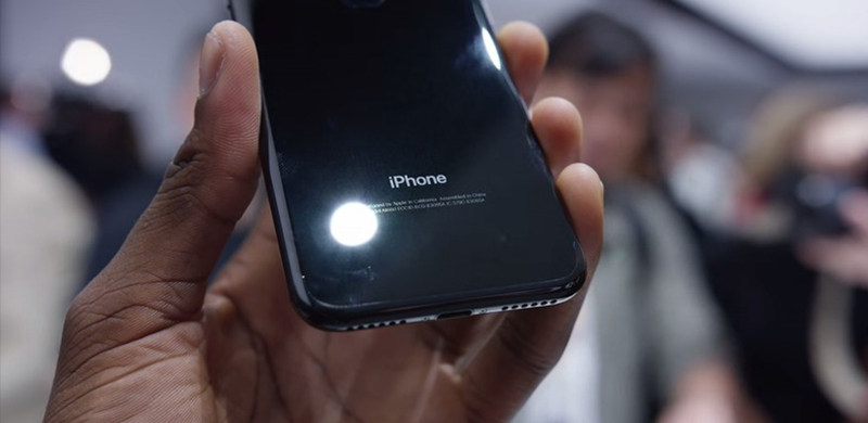 亮黑iphone7贴膜有风险 拿什么拯救脆弱的亮黑色iphone7