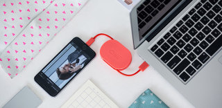 数据线扔掉啦，One充电宝续航、数据传输一个搞定！