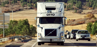 无人驾驶技术里程碑!Uber无人驾驶货车完成120英里征途