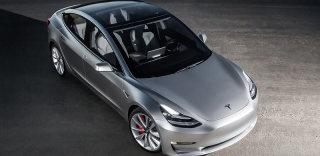 特斯拉Model 3实车拍摄：科技与简洁的完美结合