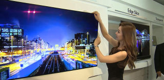 电视还能撕下来?LG明年将推墙纸电视“Wallpaper TV”