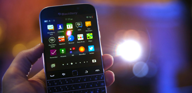 给粉丝的最后一份礼物：黑莓将再度推出一款全键盘手机