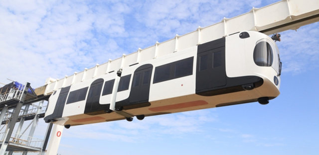 倒挂在天上的成都空铁：空中铁路真的有必要吗？