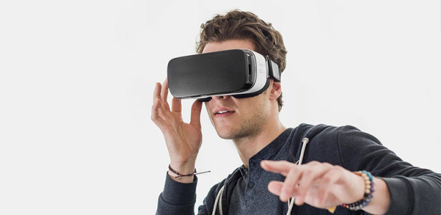 Gear VR脸部追踪get：VR世界拒绝脸瘫患者！