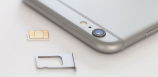 下一代iPhone将支持双卡双待功能，为何苹果突然就屈服了呢？