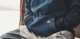 穿上这件G-Tech保暖卫衣，冬天再也不用担心手脚冰冷了