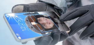 手机也要两步认证?Synaptics新方案整合了人脸和指纹识别