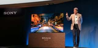 姨夫的微笑快守护不住了!索尼4K OLED电视堪称刀锋设计