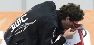 玩VR头晕恶心怎么办?reliefband手环来拯救你!