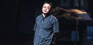 老罗自信曝光锤子新机,竟还不忘炮轰友商?