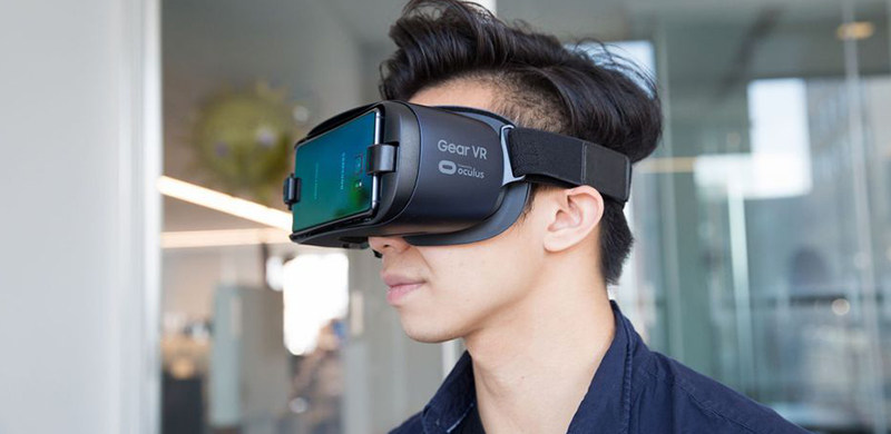 VR眼镜哪个好？没想到，身价才200元的它竟是最好的VR头盔