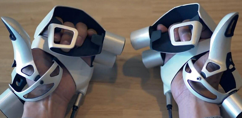 EXOS VR外骨骼手套：情人节拥抱空气也能很“带感”！