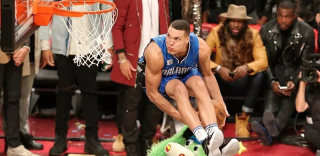 想摸摸巨星们的后脑勺吗?NBA全明星VR直播将开放购买!