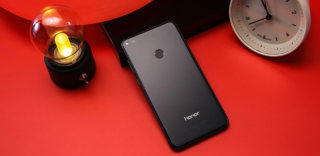 荣耀8 Lite版登场:为何选择在荣耀8上“焕发青春”?