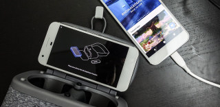 谷歌Pixel 2代发布在即,听说第二代Daydream VR头显也要来了?