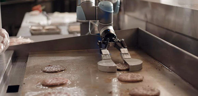 人工智能煎汉堡：Flippy汉堡机器人要来抢厨师饭碗了！
