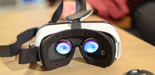 Gear VR新功能：游戏直播、语音搜索轻松Get！