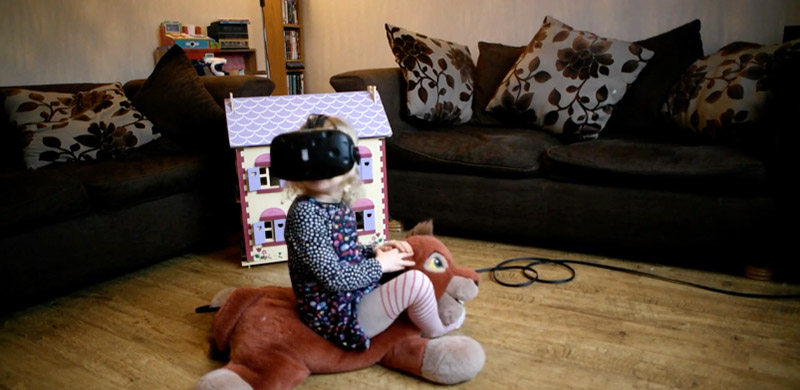 HTC Vive的正确打开方式：为女儿打造猫背上的VR旅程！