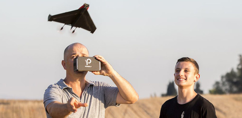 翱翔天际并不难，VR纸飞机要“载”着你飞遍天涯海角