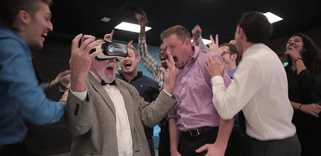 哪款VR眼镜最受欢迎？三星Gear VR成看片老司机首选！