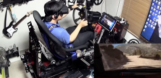 17万打造的VR赛车体验,在VR游戏里漂移甩尾不是梦!