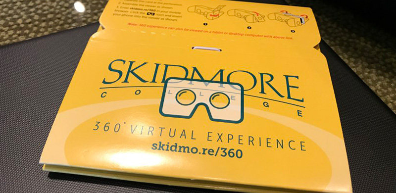 这不是玩笑：Skidmore学院的录取通知书，全被换成了VR眼镜！