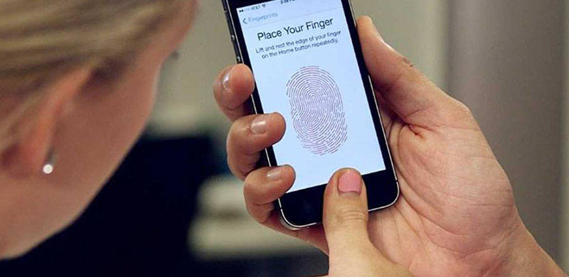 指纹解锁手机安全吗？美国研发万能指纹，攻破率超出你想象！