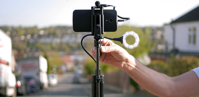 手机自拍杆靠边站，miniRIG要让手机变成专业摄影机！