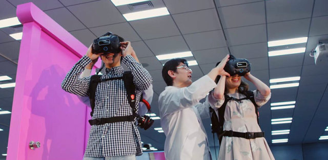 万代南梦宫VR Zone分店开张，任意门、开高达一次满足你！