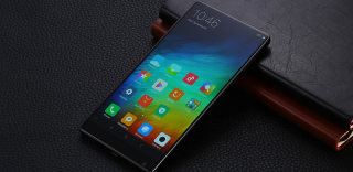 多亏了小米MIX,我们终于跨入了全面屏手机时代