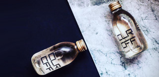 全球首款透明咖啡亮相,白开水般清澈却喝出星巴克的味道?